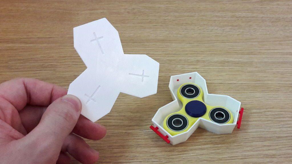 Fidget Spinner Coffin designed by baschz Fidget Spinner Coffin designed by baschz