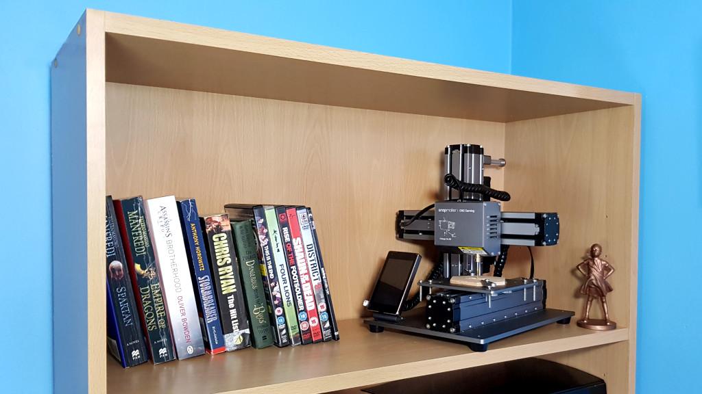 3D printer Snapmaker on a bookshelf