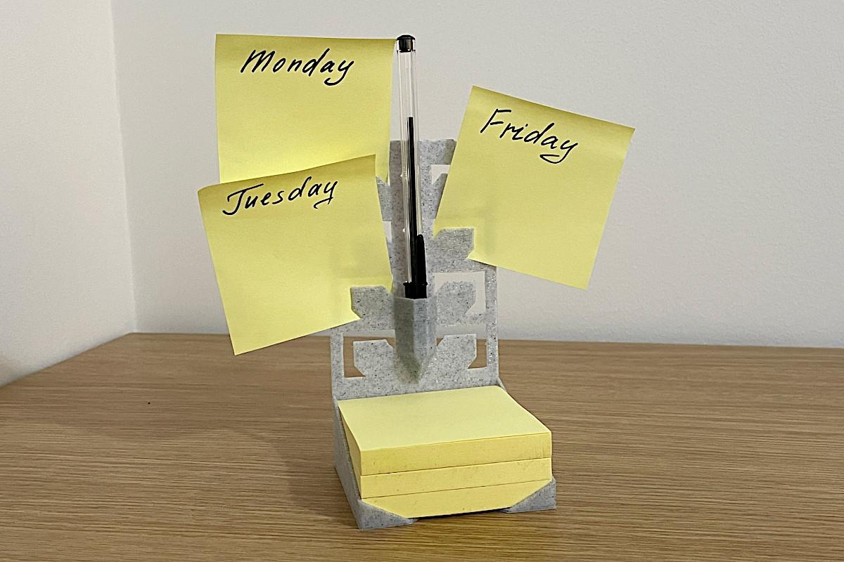 3D Printed Post-it Note Holder, Week Planner.