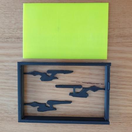 Separate frame and backplate Separate frame and backplate
