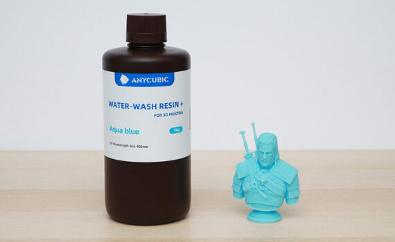 Bottle of Anycubic Resin and the Model