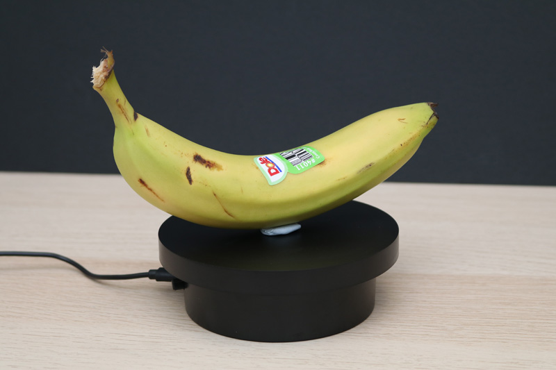 Banana on the turntable