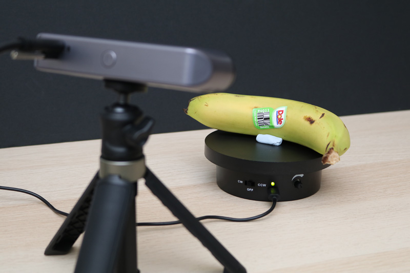 Revopoint Inspire 3D Scanning Banana