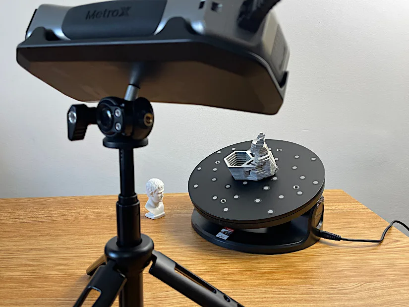 Revopoint MetroX Auto Turntable Scanning in Action
