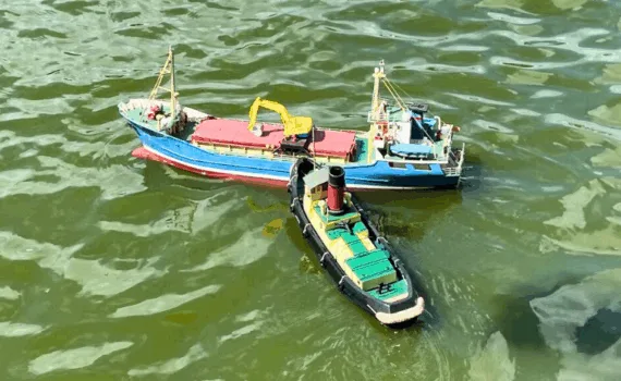 RC Model Boats in Action