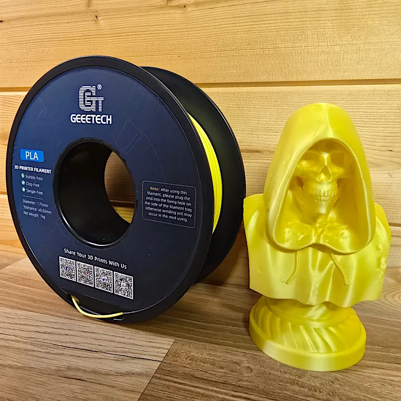 The Final Embrace - Yellow PLA Test Print