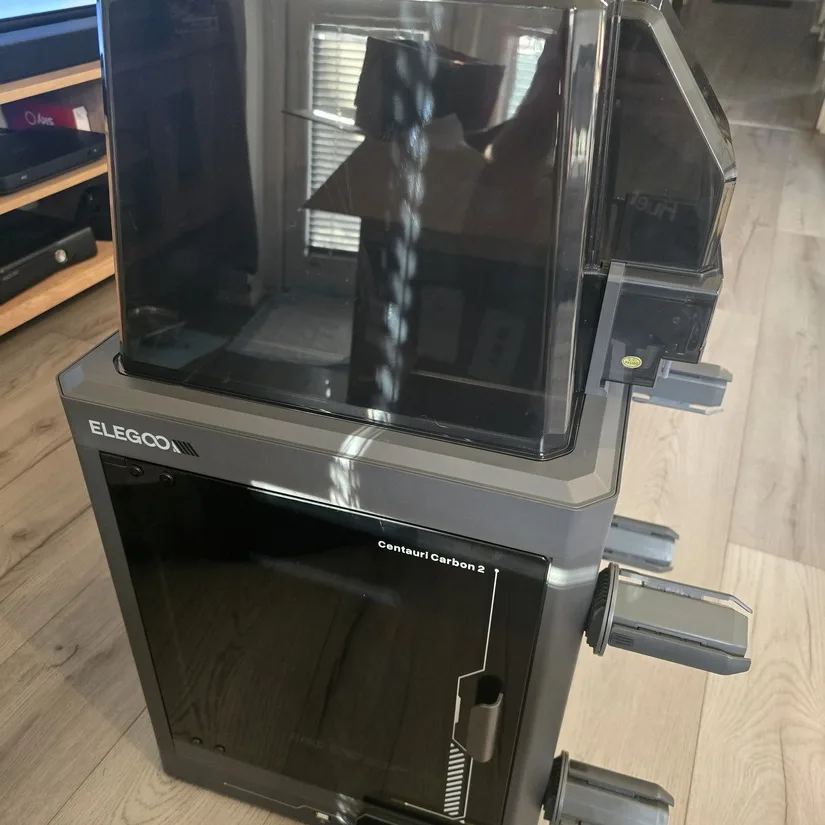 Bucket lid covering CANVAS area and PTFE tubes