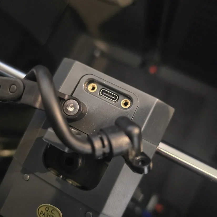 Removing print head cable for access during filament hub install