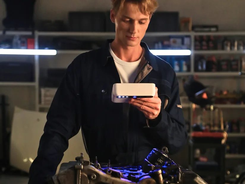 Turtle performing a handheld scan of a mechanical component