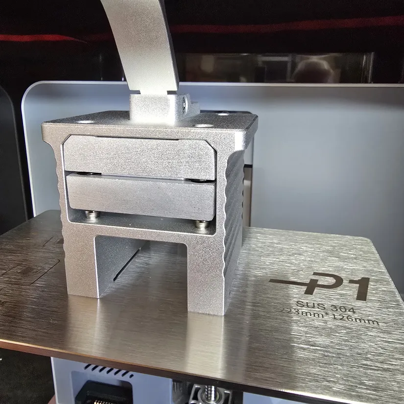 Photon P1 build plate platform