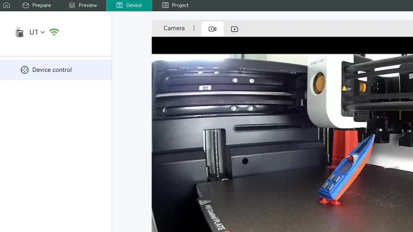 Snapmaker Orca live camera view showing print monitoring of a multicolor model on U1