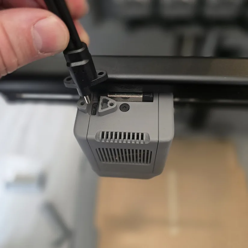 Flashforge Creator 5 print head connector Flashforge Creator 5 print head USB-C style cable connector being plugged in