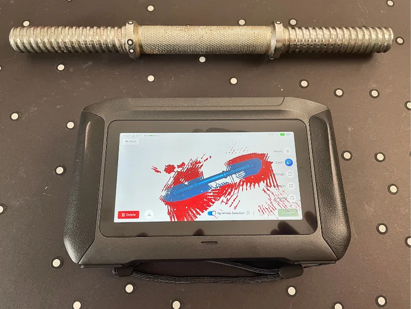 Using the Creality Sermoon P1 touchscreen to remove unwanted scan data with the lasso selection and invert selection tools