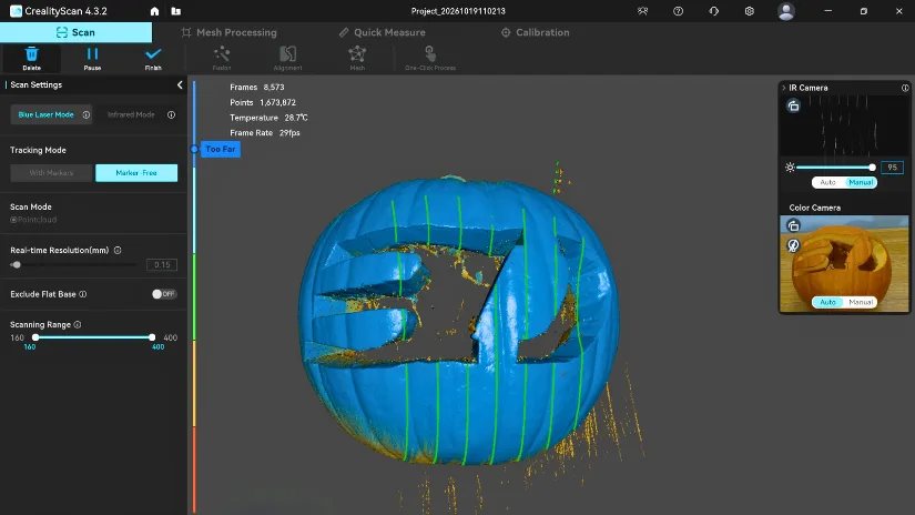 CrealityScan showing a blue laser marker-free scan of a carved pumpkin